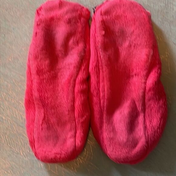 SIZE 7-8 Zebra slippers Bedroom/House shoes, plush black,white & pink, non-skid - Picture 8 of 8